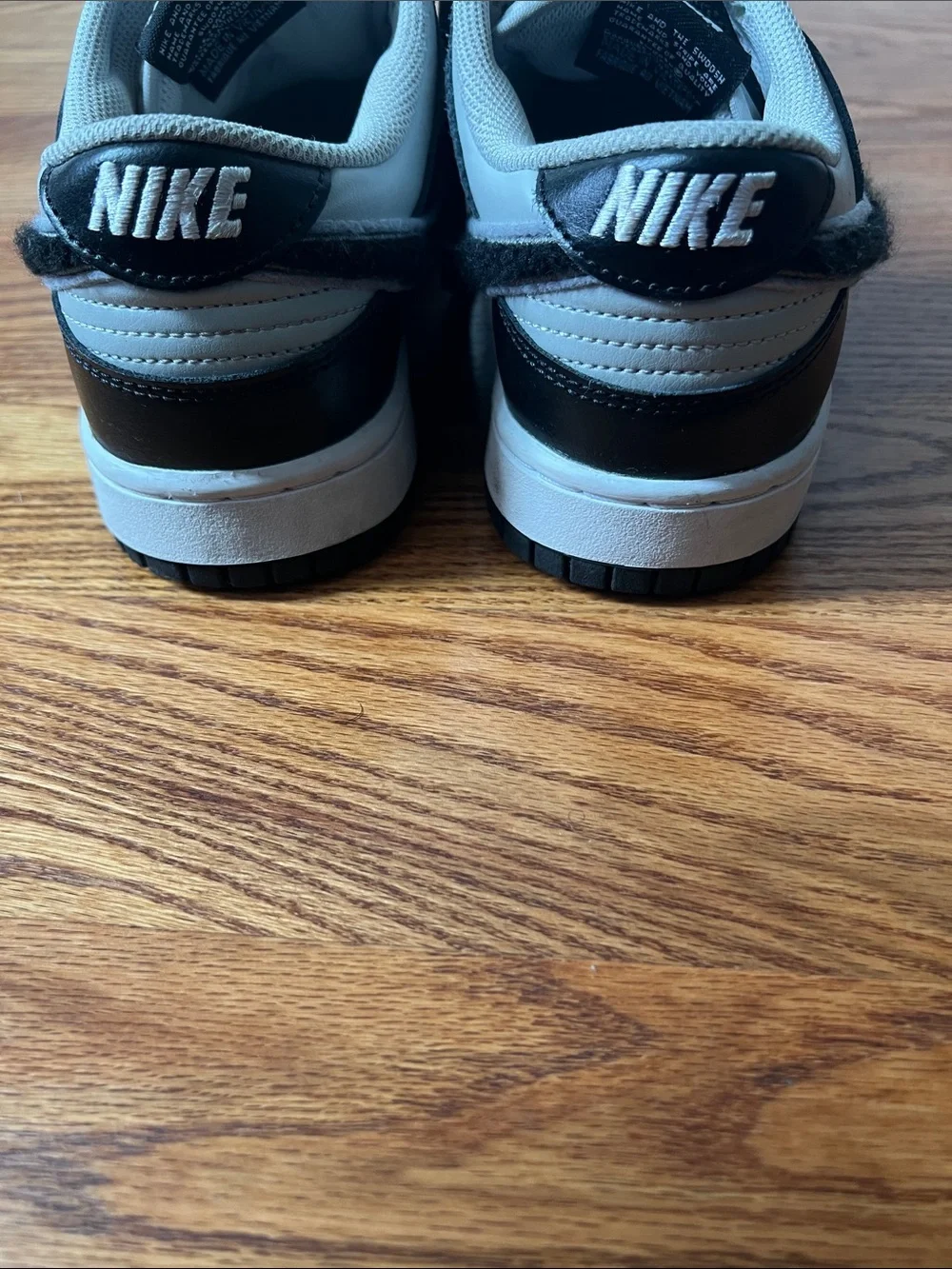 Nike iconic low